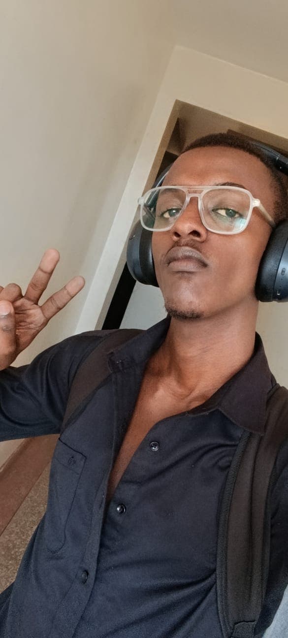 Wisdom Kinoti — Operator